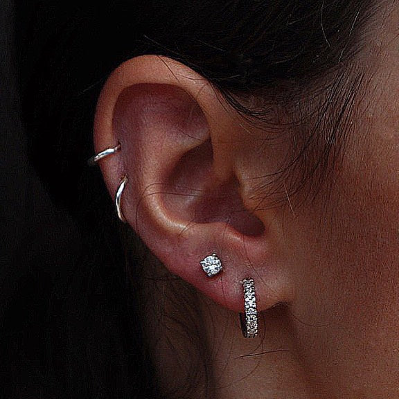 The Elegance of Natural Diamond Stud Earrings: A Timeless Treasure