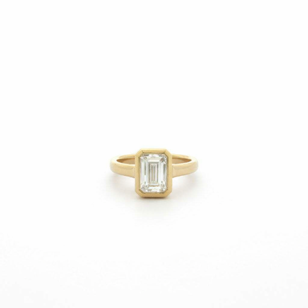Lab Grown Diamond (1.50 ct.) Emerald Cut North-South Bezel Setting Ring 14K Gold
