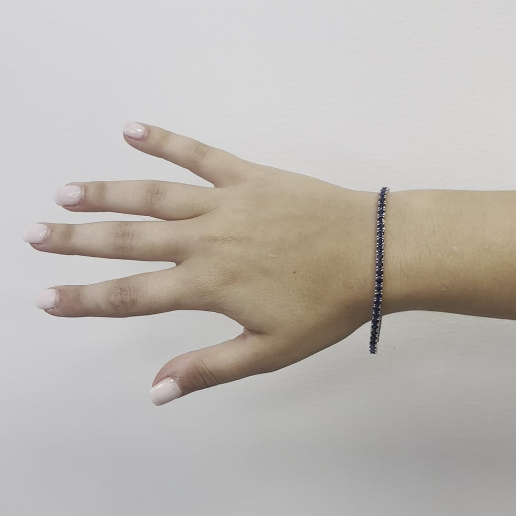 Blue Sapphire Tennis Bracelet (7.29 ct.) 3.00 mm 4-Prongs Setting in 18K Gold