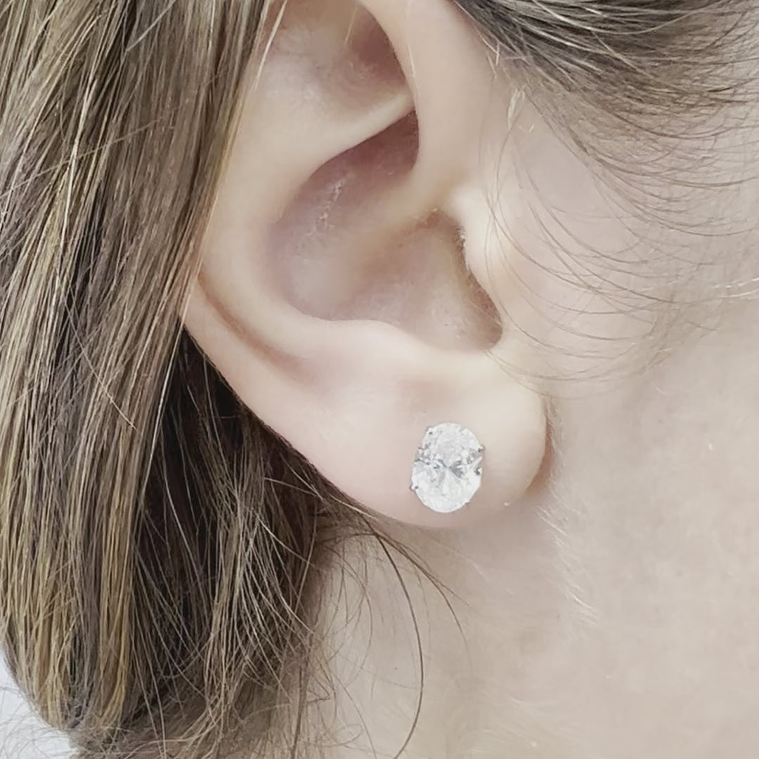 Diamond Oval Shape Studs Earrings (3.05 ct.) in 14K Gold