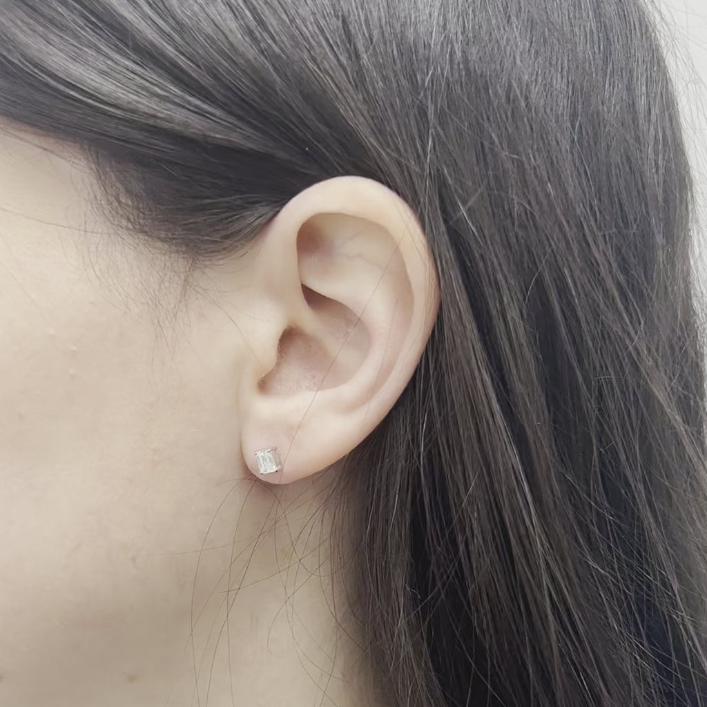 Emerald Cut Diamond Studs Earrings (0.65 ct.) in 14K Gold