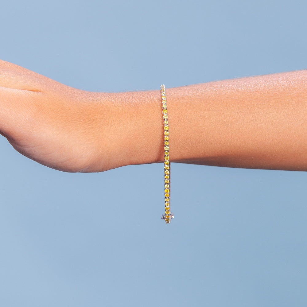 Fancy Yellow Diamonds Tennis Bracelet (2.80 ct.) 2 mm 4-Prongs Setting in 14K Gold