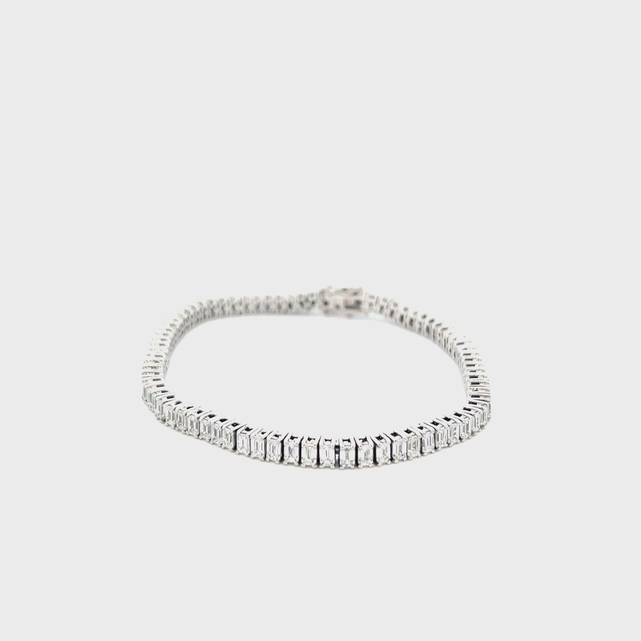 Emerald Cut Diamond Tennis Bracelet (6.85 ct.) 3.6 mm 4-Prongs Setting in 18K Gold
